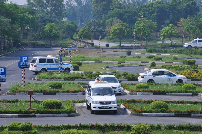 Trung tâm đào tạo và sát hạch lái xe Việt Thanh