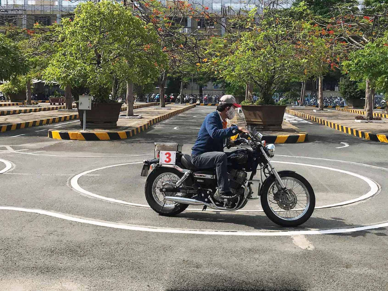 Bằng lái xe A2 được phép điều khiển xe phân khối lớn