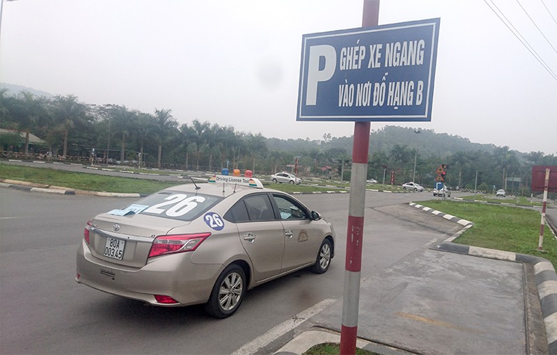 Tạm dừng thi bằng lái xe tại Hà Nội để phòng dịch Covid-19