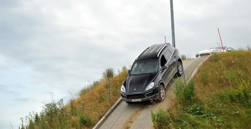 KINH NGHIỆM KHI LÁI ÔTÔ XUỐNG DỐC, MAZDA QUẢNG NINH | BẢNG GIÁ MAZDA 2024 MỚI NHẤT