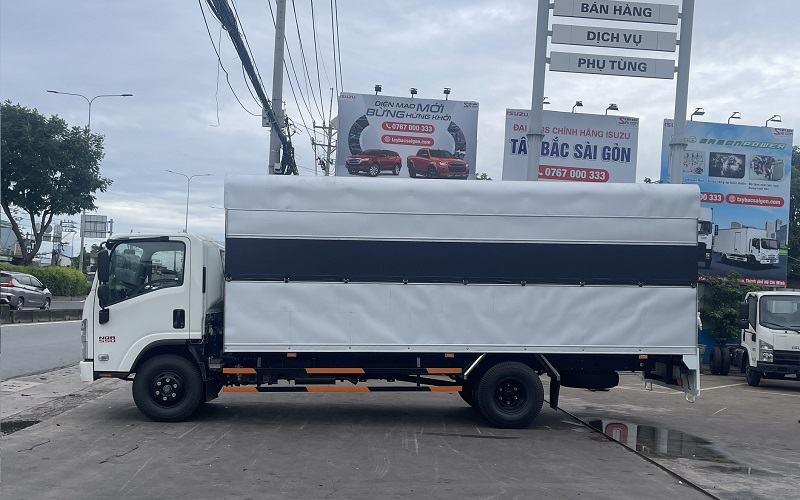 Bằng C lái xe gì? NQR550 là xe tải thích hợp để tập lái bằng C