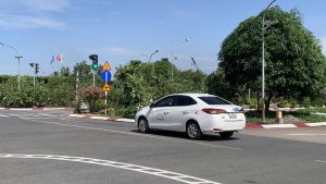 Xem tuổi mua xe ô tô