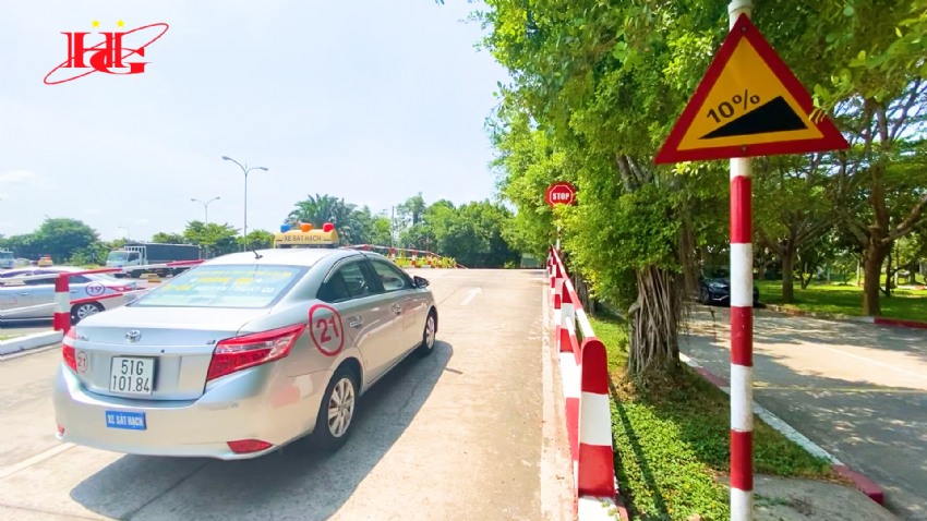 Thi bằng lái xe ô tô cần chuẩn bị những điều kiện gì?