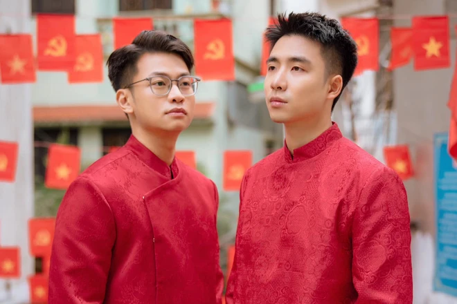 Ninh Anh Bùi - Học vấn và môi trường trưởng thành