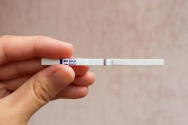 Que thử thai - Vì sao dễ âm tính giả Que thử thai - Vì sao dễ âm tính giả