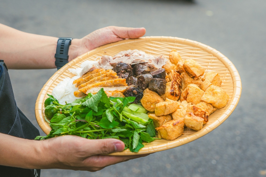 Bún đậu mắm tôm - Sơ chế và chế biến từng phần