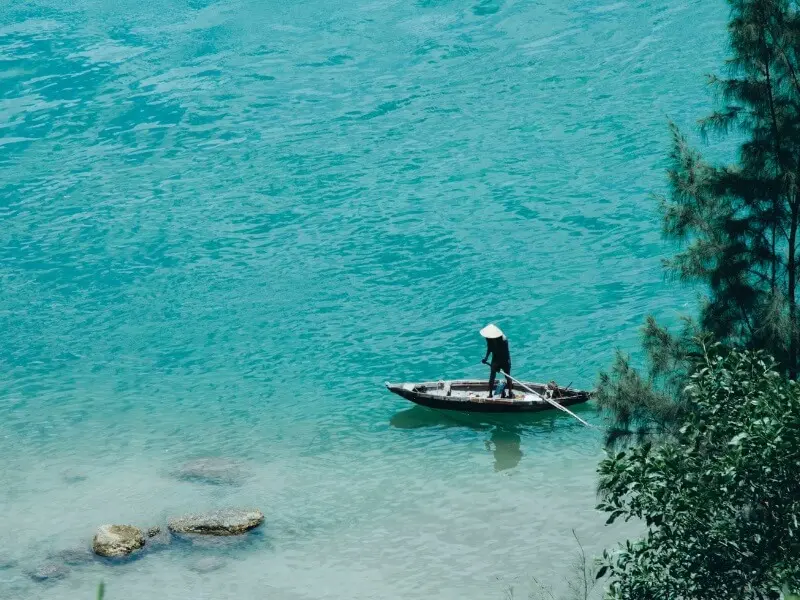 Chiếc thuyền ngoài xa - Bức tranh thiên nhiên đẹp như một phát hiện nghệ thuật