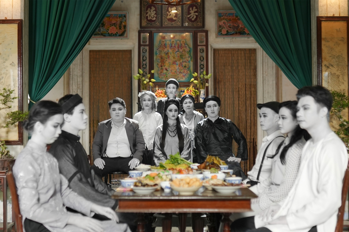 Nhà Gia Tiên - Căn nhà không chỉ là một bối cảnh Nhà Gia Tiên - Căn nhà không chỉ là một bối cảnh