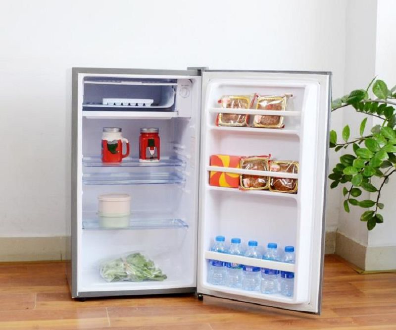 Tủ lạnh mini - Funiki 90 lít, Electrolux 94 lít hoặc Hisense 82 lít cho ở lâu dài