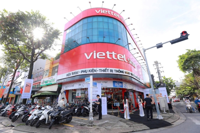 Cập nhật bảng giá điện thoại và máy tính bảng chính hãng tại Viettel Store
