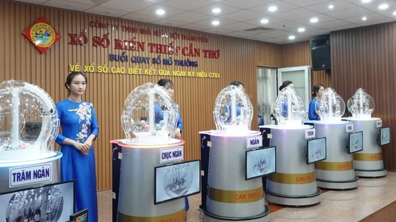 Quang cảnh buổi quay số mở thưởng SXNM trực tiếp