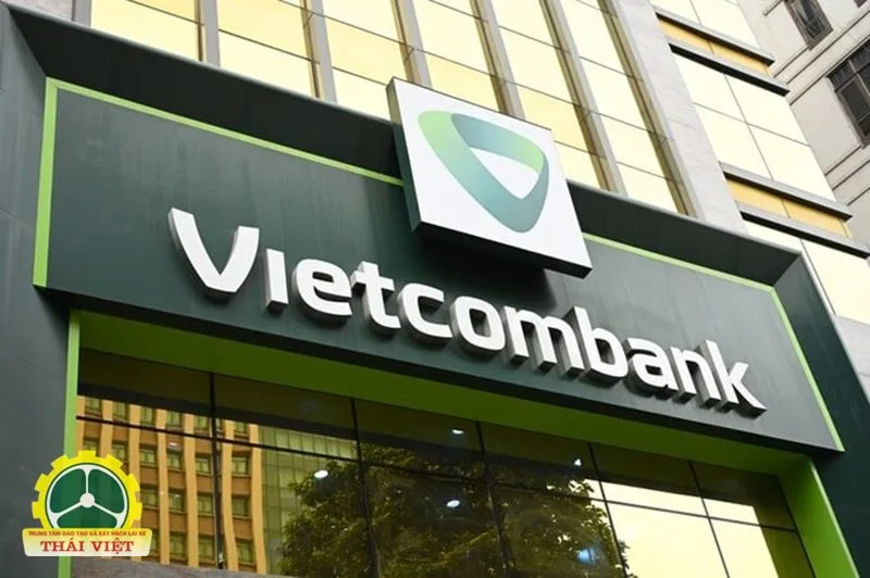 Vietcombank - Tổng quan về ngân hàng Vietcombank Vietcombank - Tổng quan về ngân hàng Vietcombank