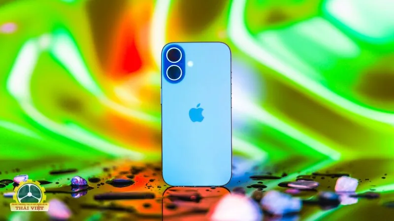 iPhone 16 - Thiết kế quen thuộc với hai nút điều khiển mới iPhone 16 - Thiết kế quen thuộc với hai nút điều khiển mới